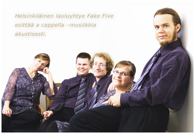 Helsinkiläinen lauluyhtye Fake Five esittää a capella -musiikkia akustisesti.